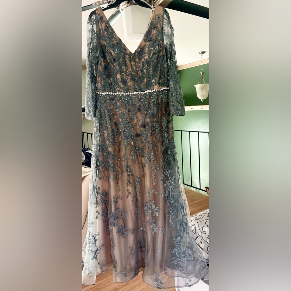Andrea & Leo Couture Grayish blue Embellished Gown (14)
